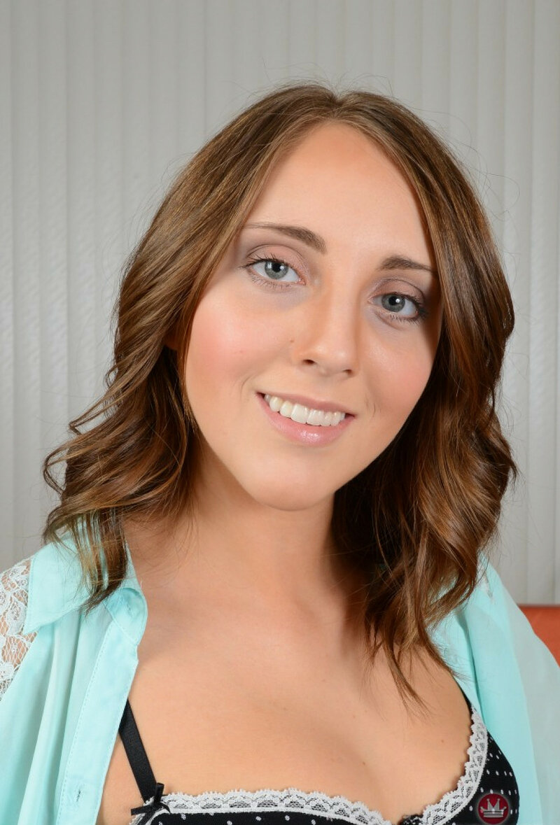 Катюша, 23 года, 3 размер груди